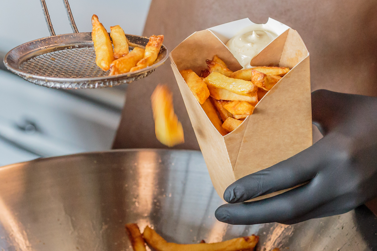 Tischplatte Pommes Frites Tasse Pappe