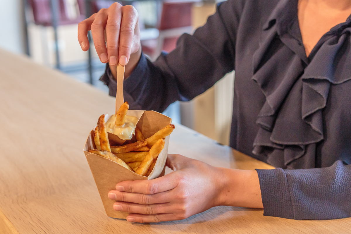 Tischplatte Pommes Frites Tasse Pappe