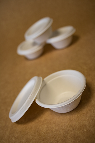 Wegwerpbakje met deksel (120 ml)